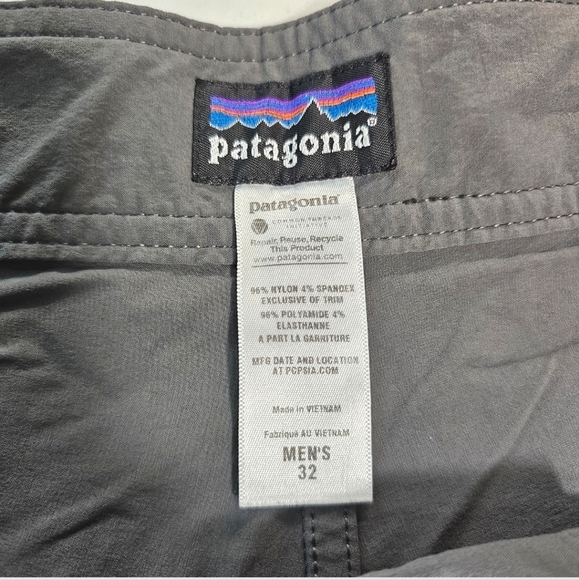 Patagonia Men's Size 32 Gray Beach Coastal Board Surf Swim Shorts Swim Suit - Picture 10 of 11